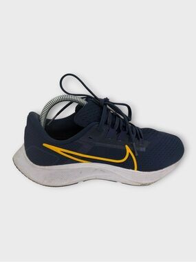 Nike Air Zoom Pegasus 38 Women’s 8.5 Navy Yellow Running‎ CZ1901-402